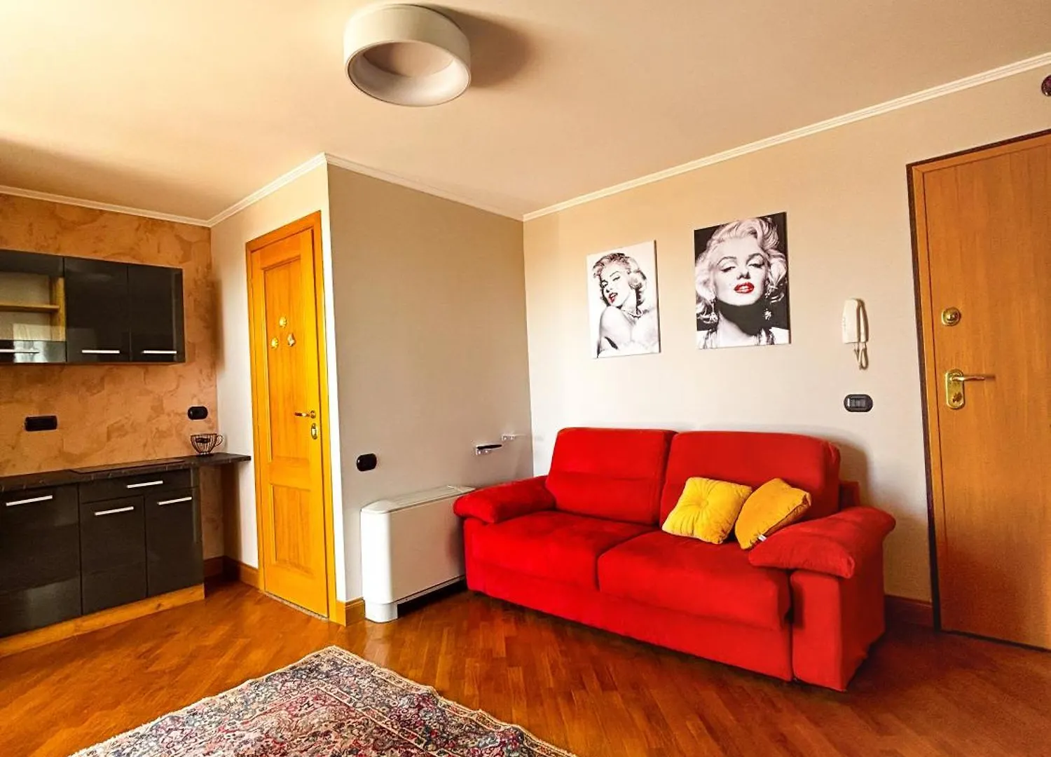 Luxory House Alessia Apartment Rome 0*,  Italy