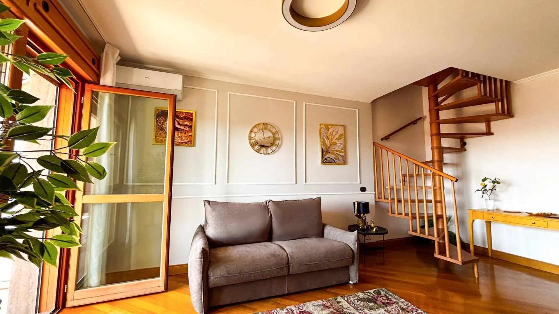 Luxory House Alessia Apartment Rome Italy
