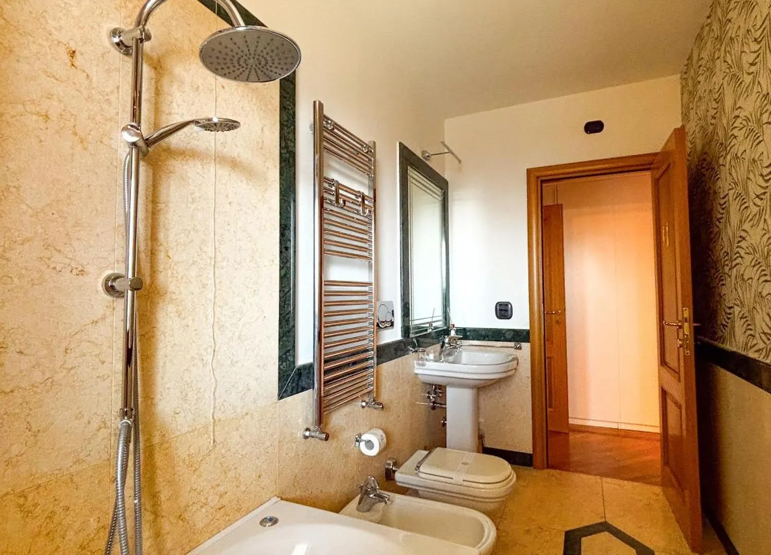 Luxory House Alessia Apartment Rome