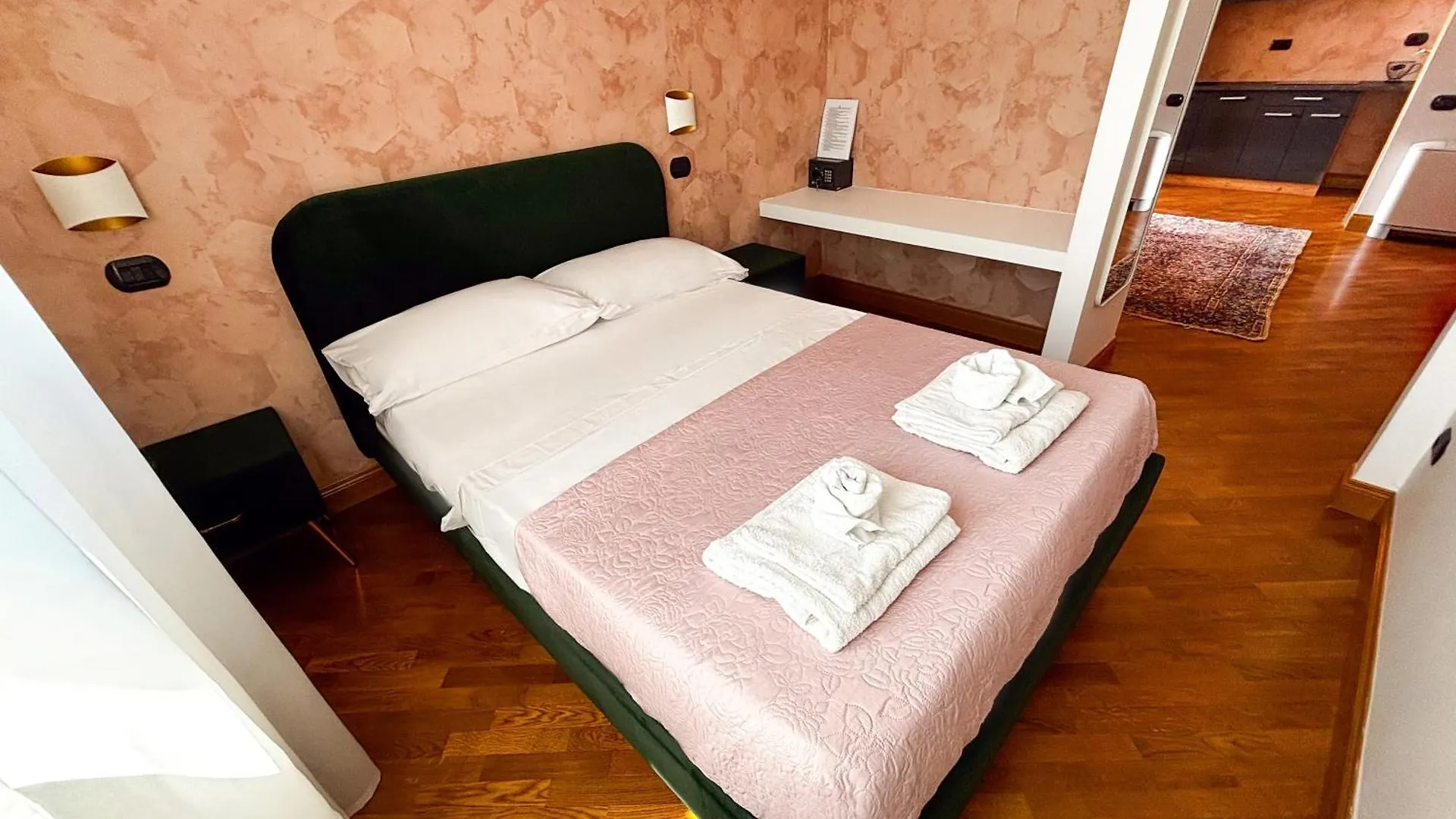Luxory House Alessia Apartment Rome Italy