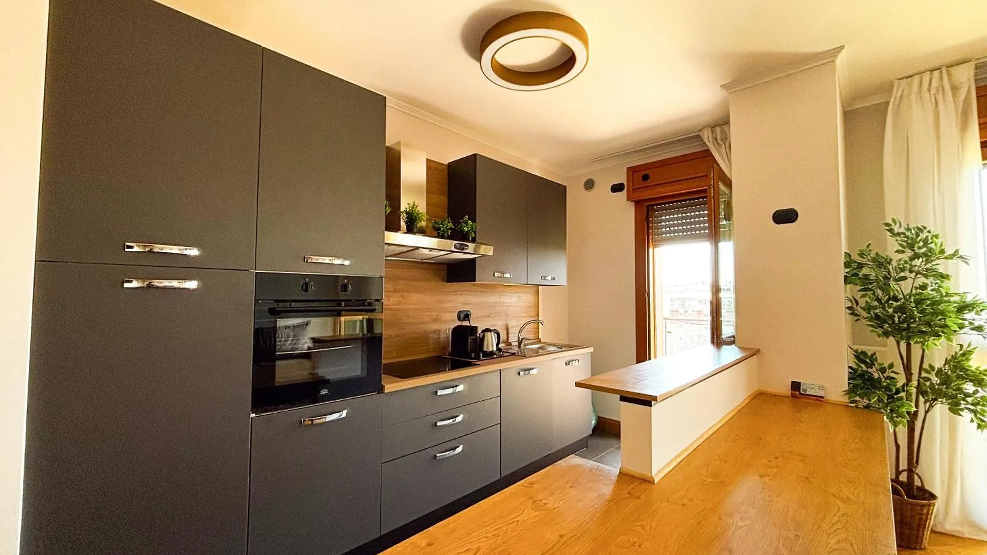 Luxory House Alessia Apartment Rome